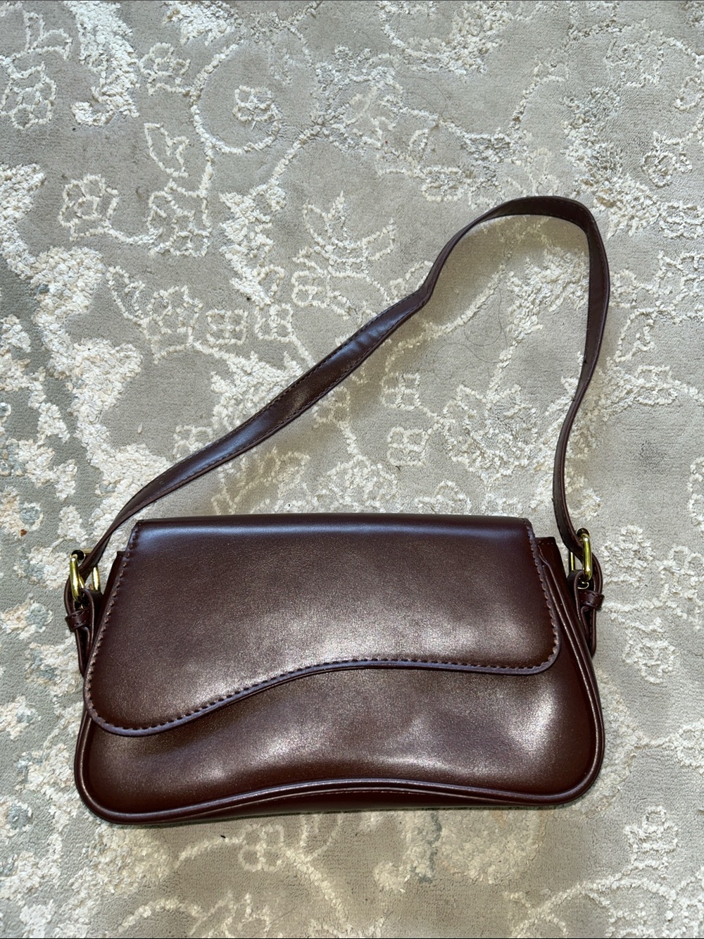 Classic Shoulder Bag